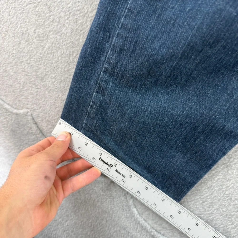 Levis attributes 541